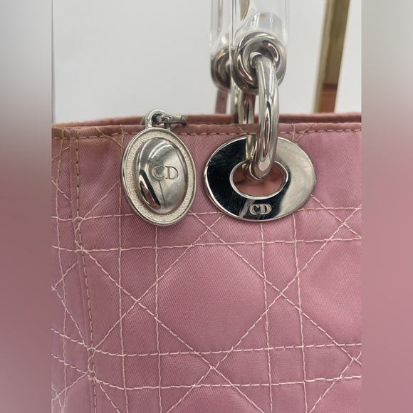 Lady Dior Pink Cannage bag w/ shoulder strap and COA - Picture 5 of 17